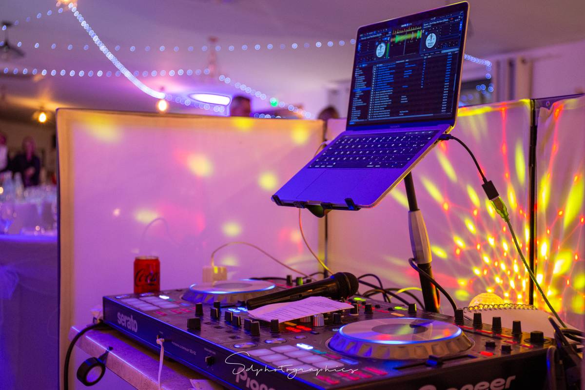 20230923_Mariage-MarieClaude & Bertrand-Domaine-réception-18-1200.jpg